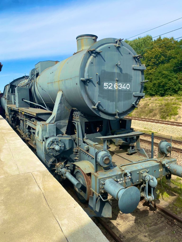 Wander_into_PL's tweet photo. A sombre place to visit is Radegast Station in Łódź, used during WW2 to transport approx 200,000 Jews from the Litzmannstadt Ghetto to extermination camps. The Ghetto, the 2nd largest in Poland at the time, ‘contained’ over 180,000 people in an area of 4.13 km2. Most perished. https://t.co/dXIJtHGPSQ