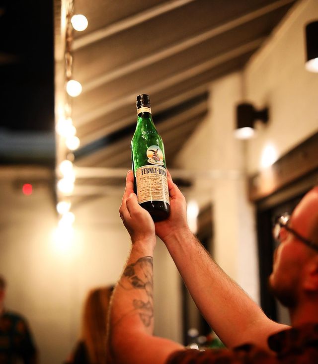 It’s proven to be calming to have a view of something green 🍀🌲🌳🌿

📷 @boldcitybourbon