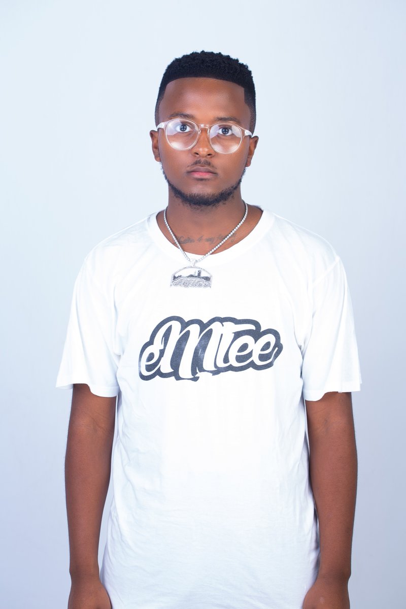 #IQHAWE EP coming 🔜
#Laqasha