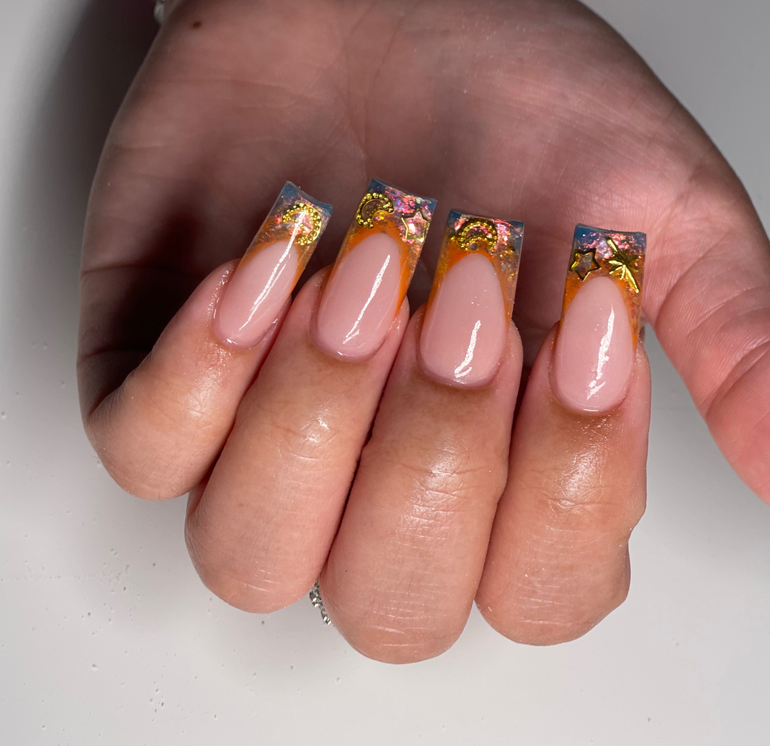 TheBeautyRooomm's tweet photo. A little light before the storm ⚡️
-
-
-
Click “BOOK NOW” to book your next appointment. #nailsonfleek #nails l#acrylicnails #gelonacrylic #valentinobeautypure #designnails #orlando #tampa #miami #tampanails #explorepage #nailsofinstagram #nails2inspire #nailstyle #nail https://t.co/tKRKSkyWv6