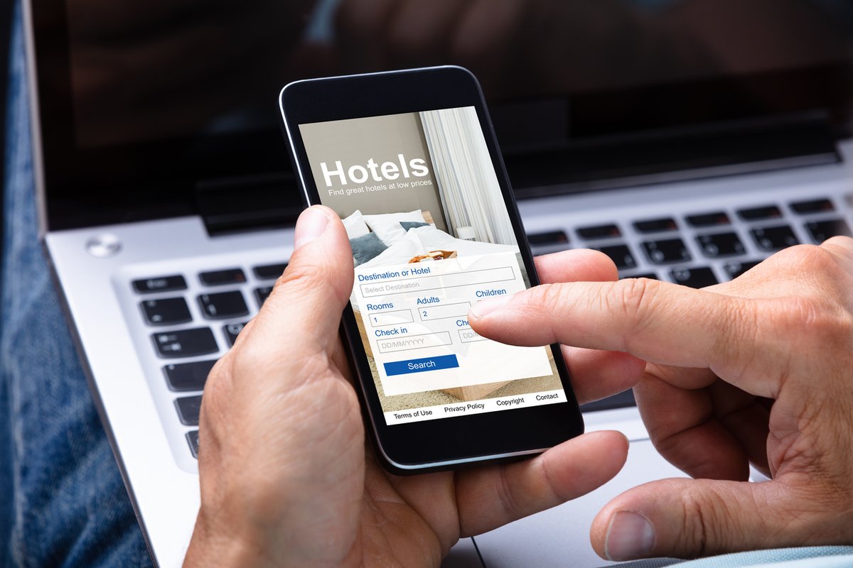 What is a look-to-book ratio and how can hotels improve it?

Here's everything you need to know: bit.ly/3vTFJjN