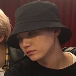 َ (@emoy00ngi) on Twitter photo 