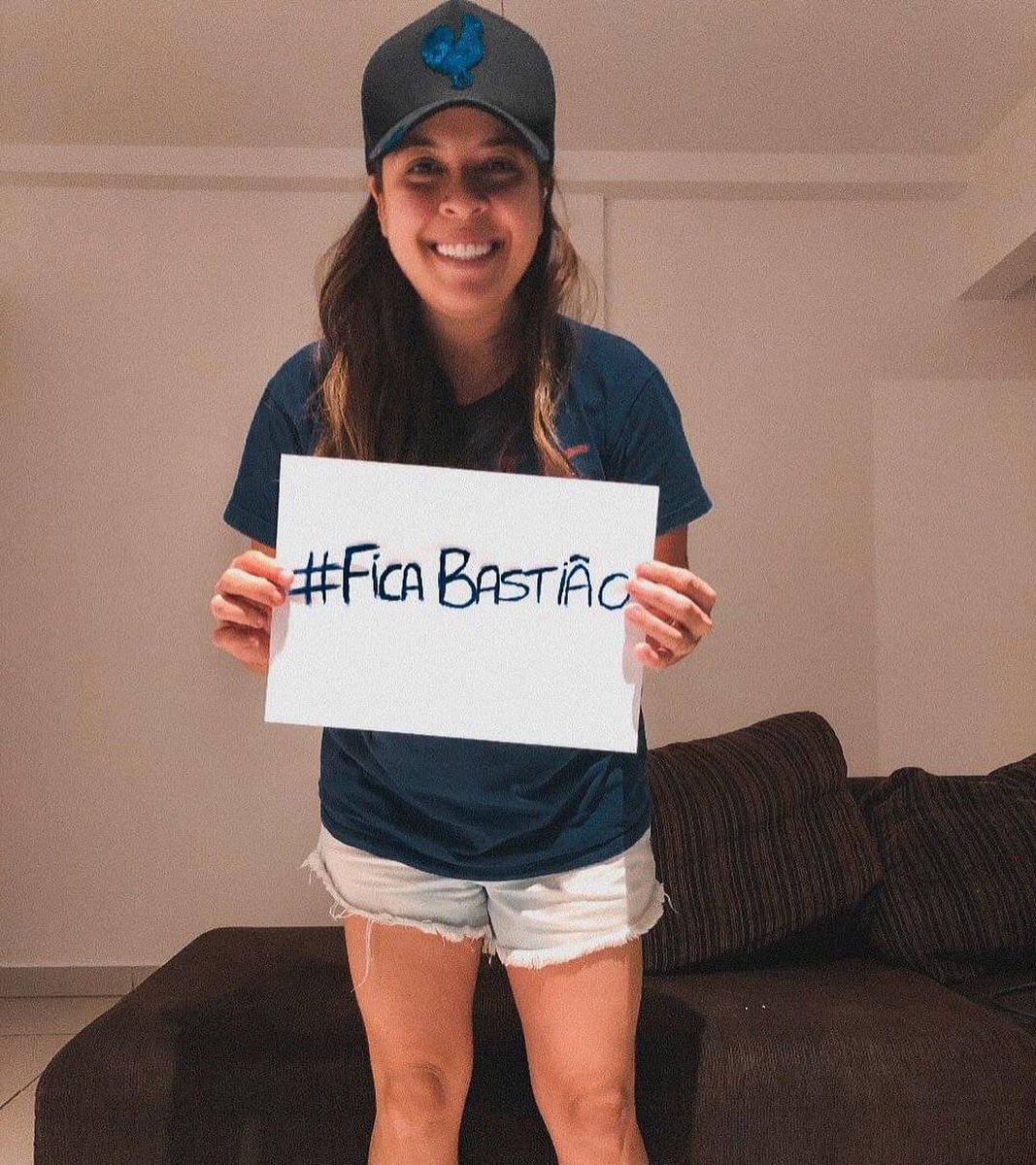 Hoje nosso dedo cai, mas o Bastião não sai! 🙏 
A torcida de vocês vai pra quem? Diz aí pra gente.👇😃

#BBB21 #FicaRodolfo <a href="/iRodolffo/">Rodolffo Matthaus</a>