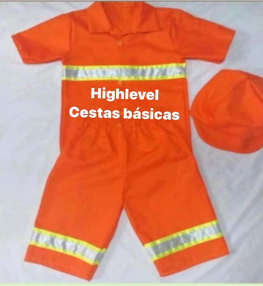 HL27073528's tweet photo. Vende se roupa de gari para andar na areia da praia https://t.co/TJ6LjeQIBw