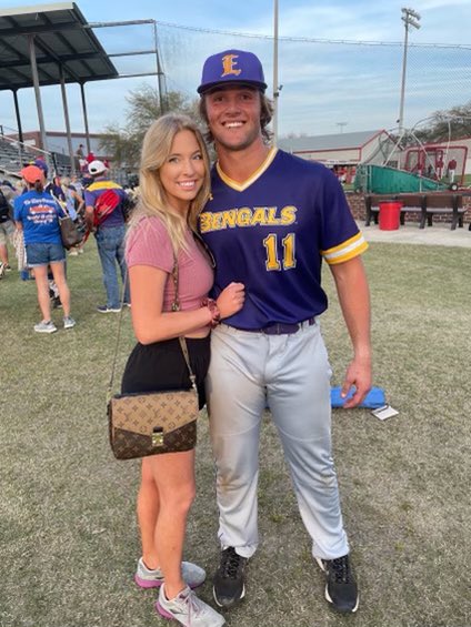 jakehammond34's tweet photo. I couldn’t be happier for my girl making into LSU-S for med-school! All those late night, caffeine-ridden study sessions paid off and I’m so excited to see what the future holds for you! ❤️🤞 https://t.co/VthFFrOjGf