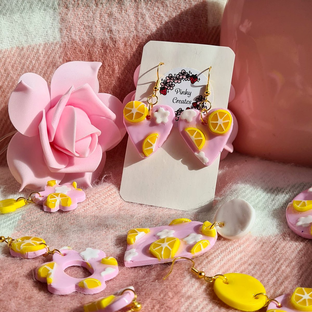 PinkyCreates's tweet photo. 🍋🌸Pink Lemonade 🌸🍋

Coming 28/03 7pm BST https://t.co/BUs2Lw4lgc