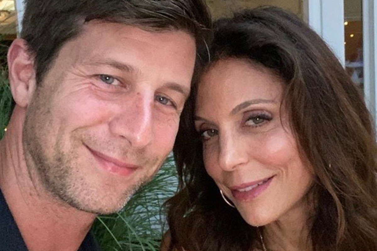 JUST IN Bethenny Frankel is engaged to Paul Bernon after finalizing her divorce