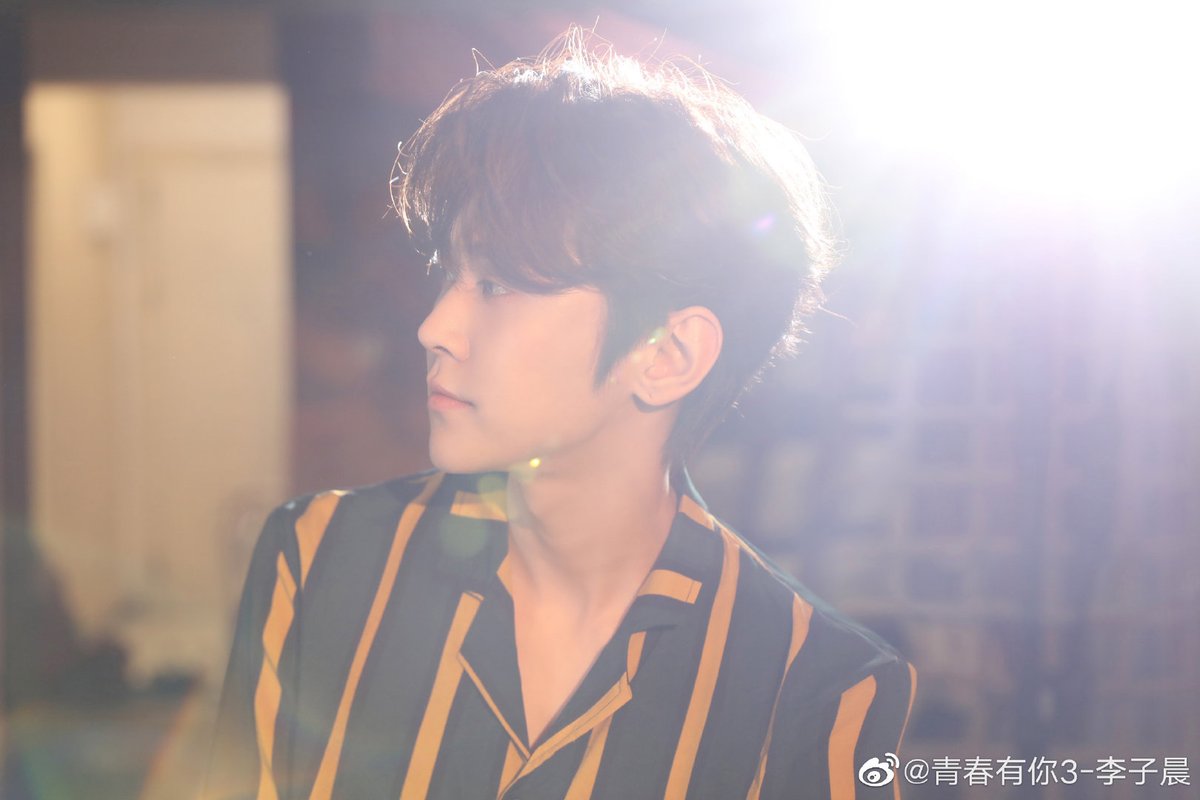 zichenpics's tweet photo. Li Zichen Weibo update (1/2)
{ #青春有你3 #QCYN3 #YouthWithYou3 #李子晨 #LiZichen } https://t.co/X5S8KIiYra