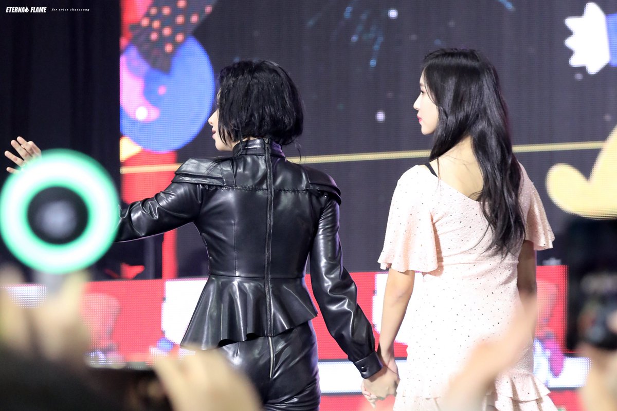 Chaeyoung_hk's tweet image. 우리 미나언닝 생일 축하해~~🐧
#BlackSwanMinaDay
#봄에피는_원스의꽃_미나리
#HappyMinaDay 
@JYPETWICE #미나 #MINA