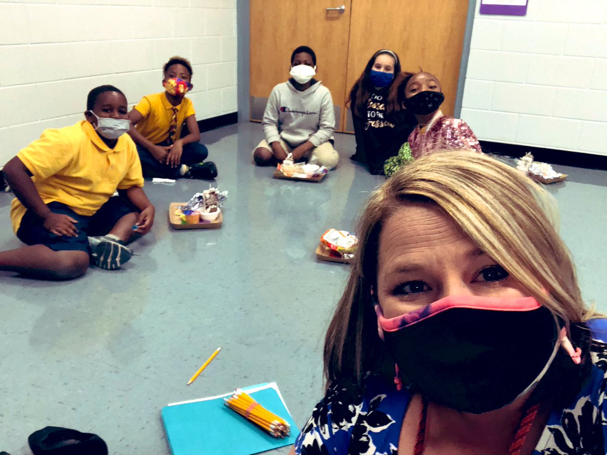 MrsCochol's tweet photo. Lunch bunches look a little different during COVID... but they still make my former math coach heart just as happy. #APLife #CrunchingFoodAndNumbers #EveryoneLearnsEveryDay #BeFirst #allin https://t.co/Smkexf76sJ