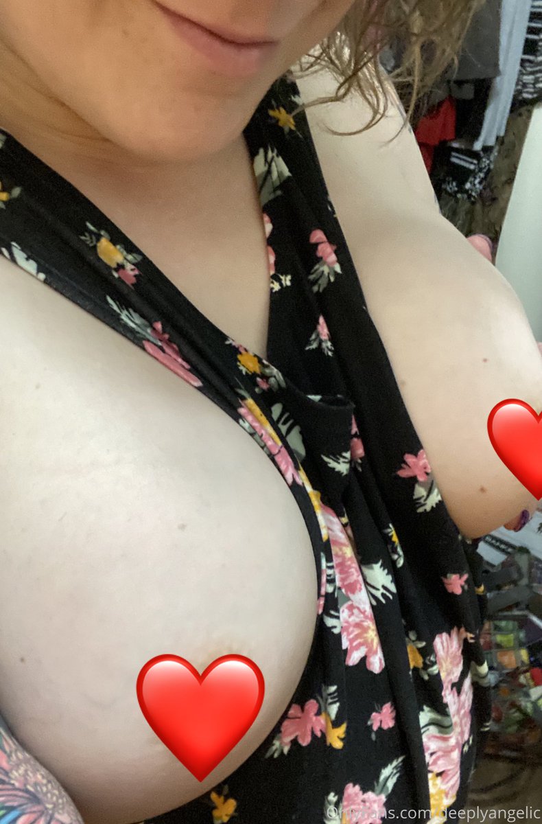 deeplyangelic's tweet photo. Happy Titty Tuesday! See more uncensored content on my free only fans! https://t.co/SPLGLwJyJ1 https://t.co/BoMvhoeIMs