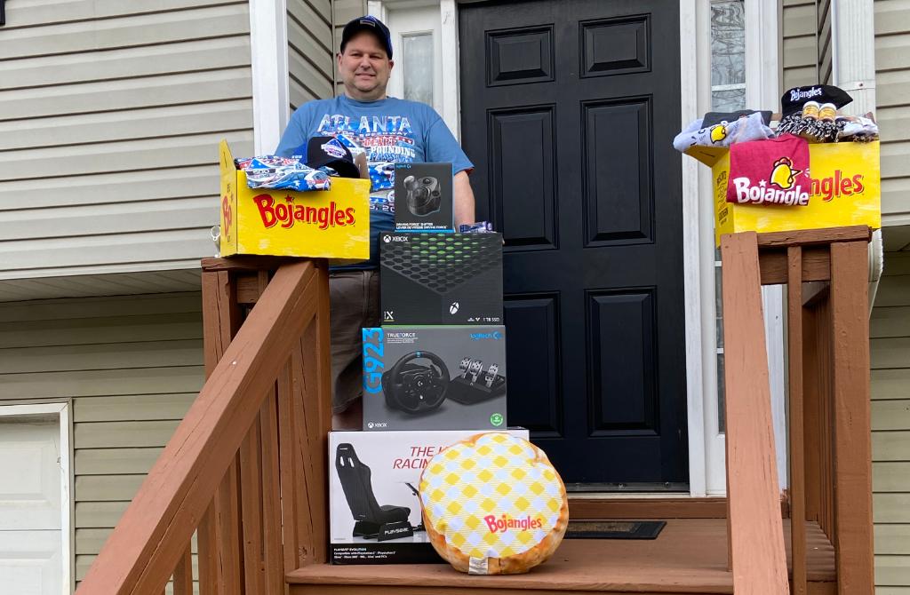 Bojangles's tweet photo. Big congrats to our @amsupdates sweepstakes winner - Stephen! Enjoy all your new swag 🌟 #LetsBoRacing https://t.co/Lc0b8rED0I