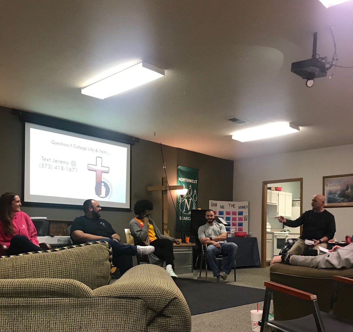 northwestcch's tweet photo. Last week at CCH our panel of graduates and alumni were awesome at answering our questions! We hope to see everyone tonight for worship as Trent brings the message on serving the world! https://t.co/0D3NzA6WnX