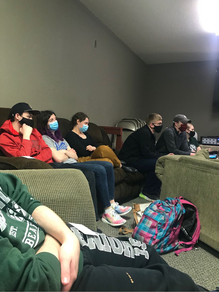 northwestcch's tweet photo. Last week at CCH our panel of graduates and alumni were awesome at answering our questions! We hope to see everyone tonight for worship as Trent brings the message on serving the world! https://t.co/0D3NzA6WnX