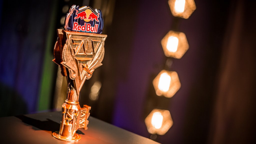 lolesports's tweet photo. Ready to prove yourself? The @redbullgaming Solo Q 1v1 Tournament is back. Register now and get a chance to be crowned the ultimate solo champ in 2021.

🏆 Register for Red Bull Solo Q 2021 International Online Qualifiers over at: https://t.co/mf2JsCsSsg https://t.co/M7Iga0NRHa