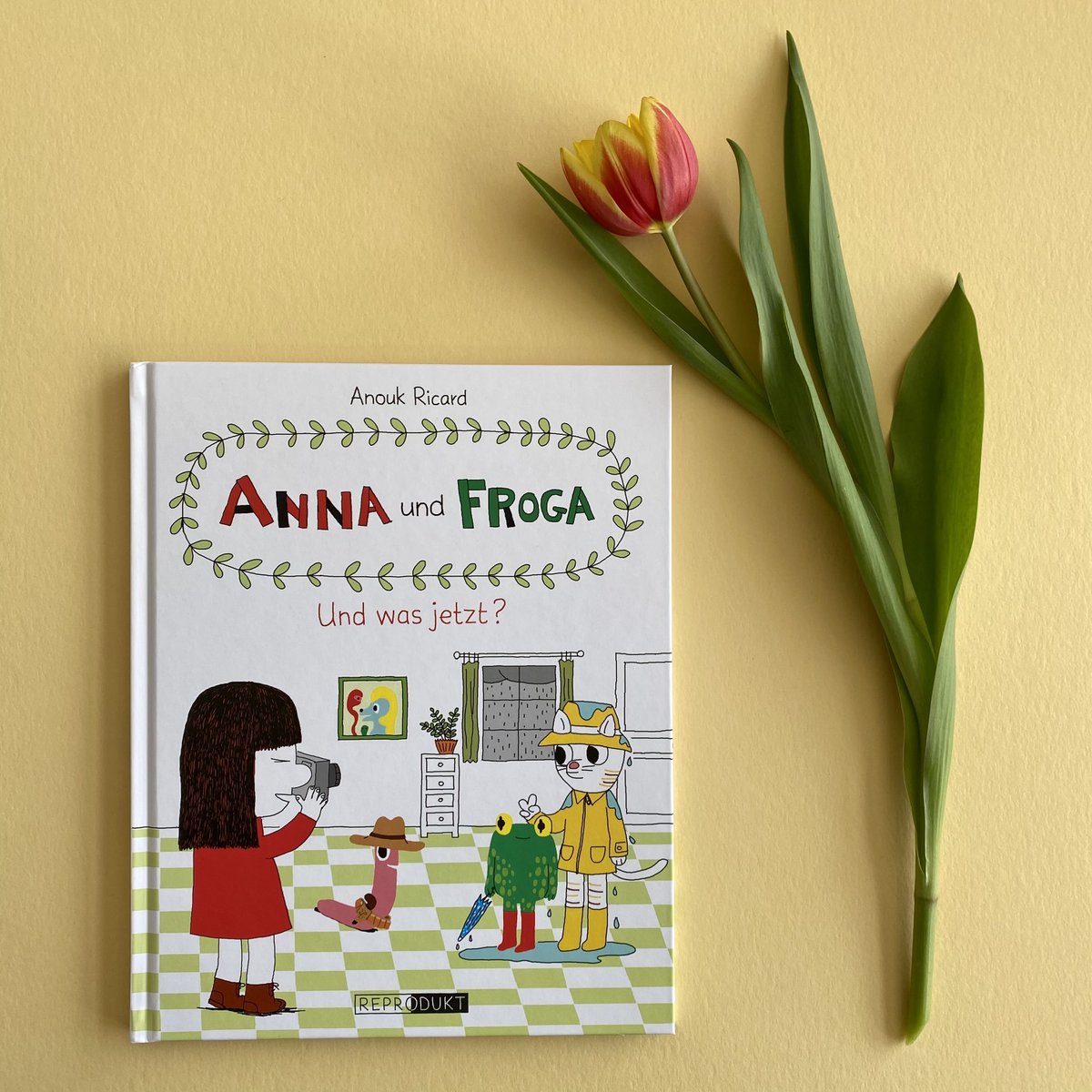 ReproduktComics's tweet photo. Anouk Ricards widerborstige und urkomische Comicgeschichten versprühen Energie, Lebenslust und einen Hauch Anarchie. Und Freundschaft, die spielt hier die erste Geige! #kindercomics #hellospring #reproduktcomics https://t.co/gk9qX6DeE5
