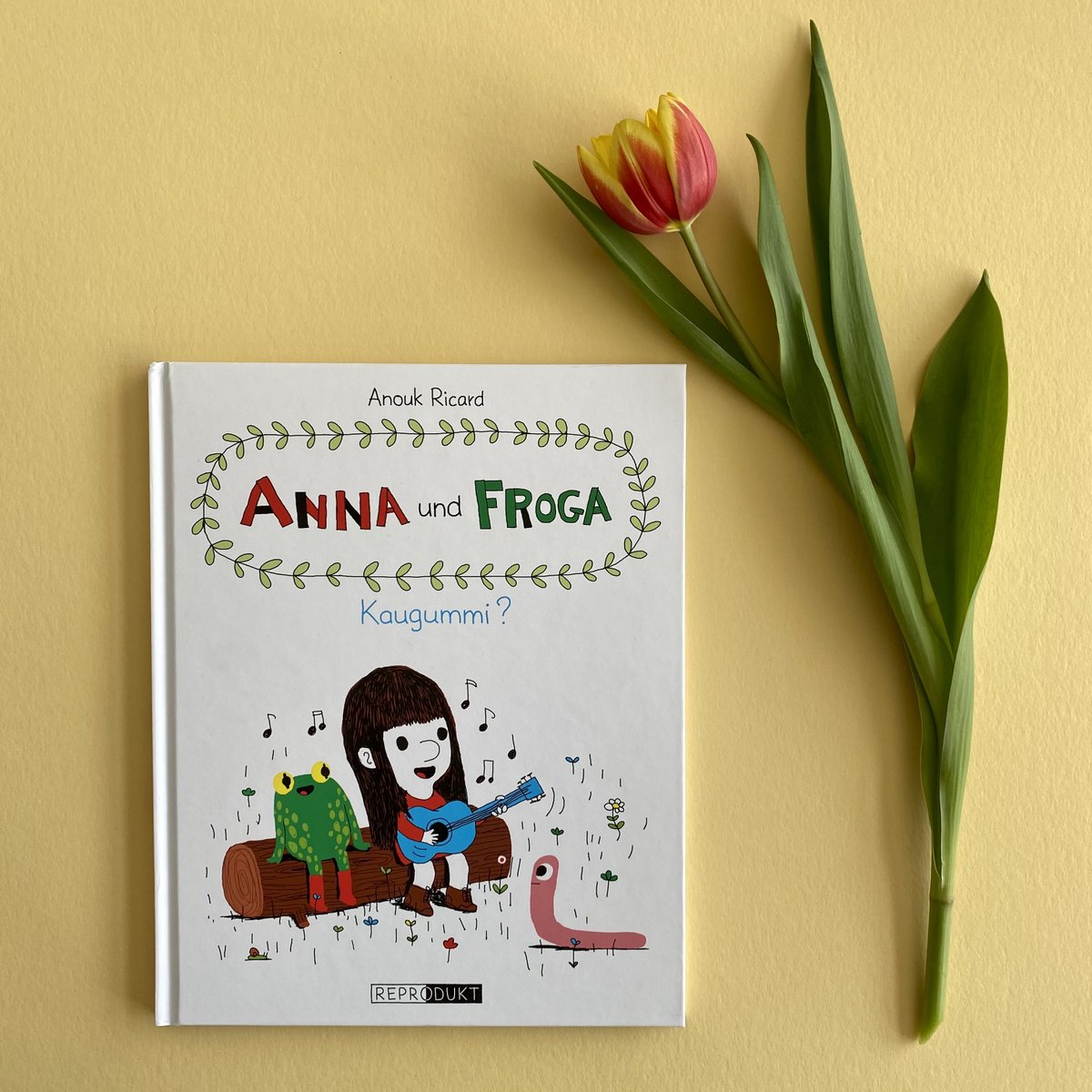ReproduktComics's tweet photo. Anouk Ricards widerborstige und urkomische Comicgeschichten versprühen Energie, Lebenslust und einen Hauch Anarchie. Und Freundschaft, die spielt hier die erste Geige! #kindercomics #hellospring #reproduktcomics https://t.co/gk9qX6DeE5