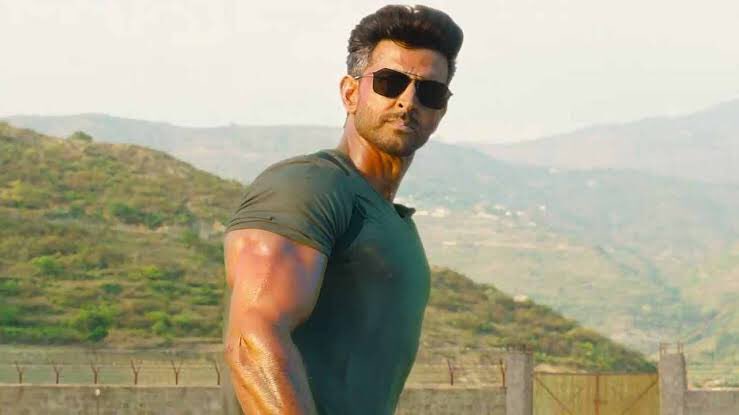 AndhraHrithik's tweet photo. My All Time Fav Dream Combo 😍😎......

NTR <====> Hrithik 
[ Quote Yours ✍️....... ]
@tarak9999 💟 | @iHrithik 💟

#KomaramBheemNTR | #HrithikRoshan  
E combo nijamithe........ mi oohakey vadilestuna..... #recordhunters https://t.co/N0ZtZJkovu