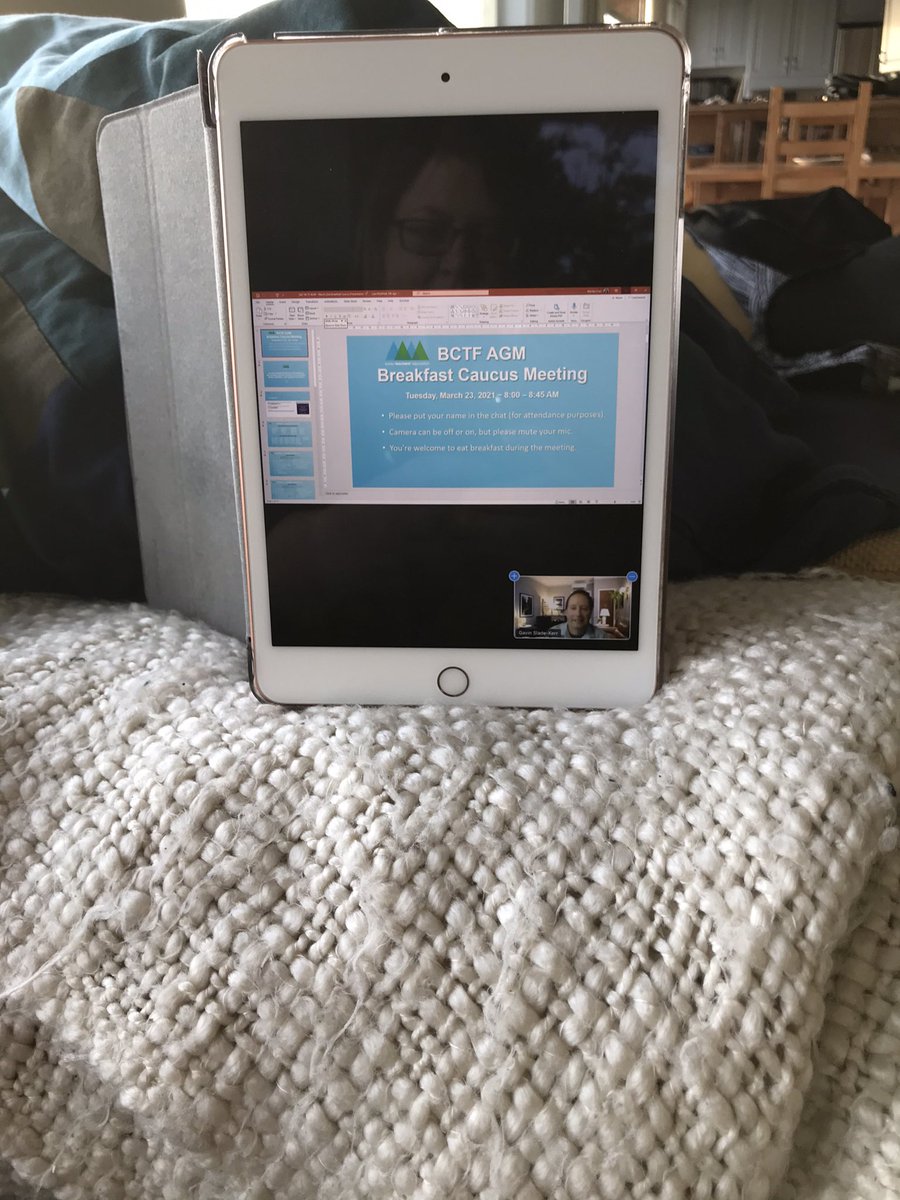 MsHurtubise's tweet photo. My STA Breakfast Caucus Meeting set up for the last day of the #BCTFAGM Thank you to @MsMECarr & Gavin for your organization of these days and all our pre meetings ๐๐๐ #bctf2021 #Gettingbusinessdone #UnionStrong https://t.co/fkVzAhFeZt