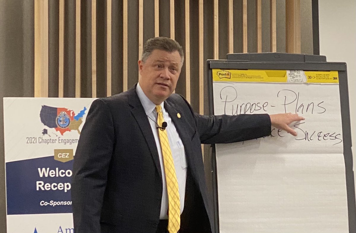 Paul Butler presenting at the FBINAA 2021 Chapter Engagement Zenith in Virginia. As always, Paul presented a great session on the brighter days ahead. Reminding us all of our purpose and significance as leaders.