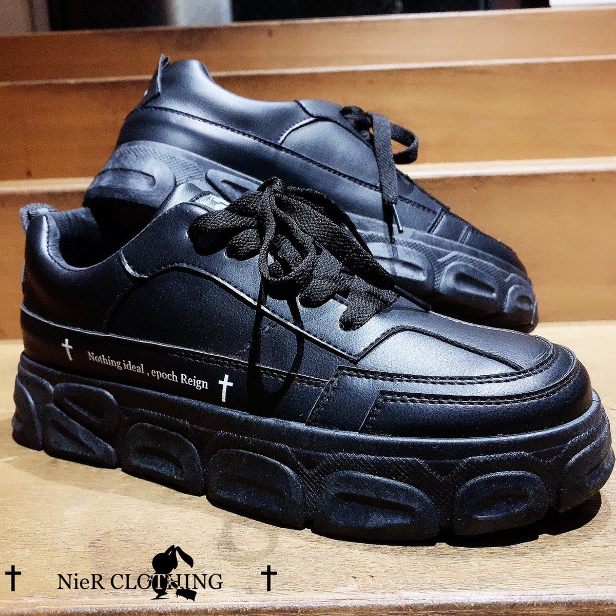 NieR_tokyo's tweet photo. 🎁本��〆切プレゼント企画🎁

こちらの当店オリジナルスニーカーを

🎁1名様にプレゼント🎁

世界に1点だけのスニーカーになります。
サイズは25cmになります。

◼応募方法
フォロー(@NieR_tokyo) &amp; RT
◼締切〆  本日24時

※鍵垢の方も対象内です。
是非ご参加ください🙇‍♂️🙇‍♀️ https://t.co/gtLnT6IbLa