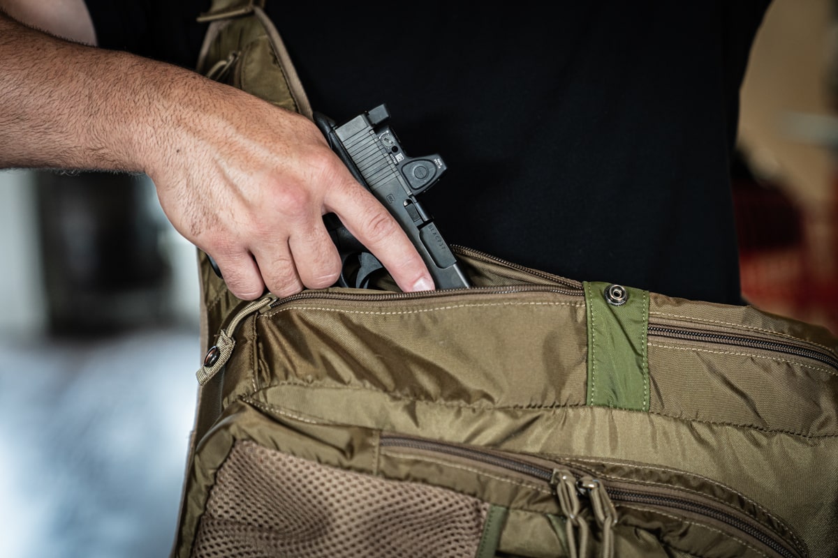 USACarry's tweet photo. Off-Body Carry: Careful Considerations
https://t.co/ycXuVq7bxW
#firearms #guns #concealedcarry #ccw #alwayscarry #selfdefense #offbodycarry #edc #pursecarry #backpackcarry #everydaycarry https://t.co/6l1aXxZvbc