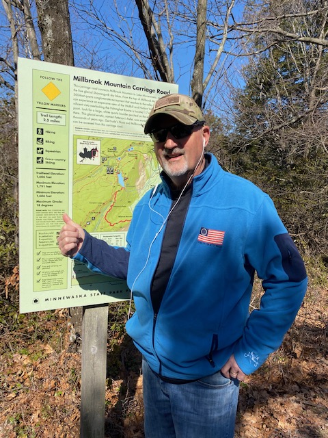 Tunnel2Towers's tweet photo. This year is the 20th anniversary of both #September11 &amp; the founding of #Tunnel2Towers. CEO Frank Siller is training for his #NEVERFORGETWalk. He will walk from the Pentagon to Shanksville &amp; on to NYC, walking over 500 miles in 6 states in 36 days. Read: https://t.co/hoSZYnBzNb https://t.co/RaGykDX4L4