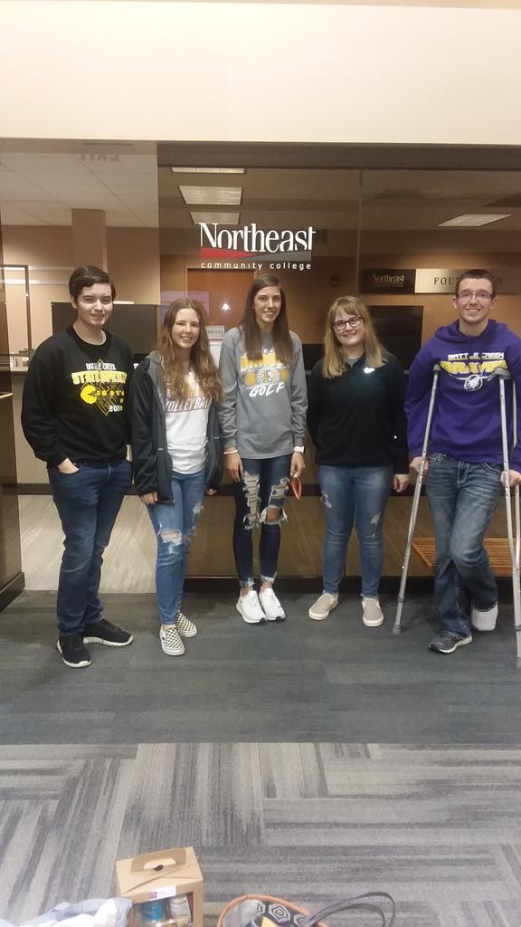 mrskernbc's tweet photo. Shout out to the BCHS High School Quiz Bowl team who went 1-1 at the NECC meet this morning! @BCBraves https://t.co/zf12Fghpm7