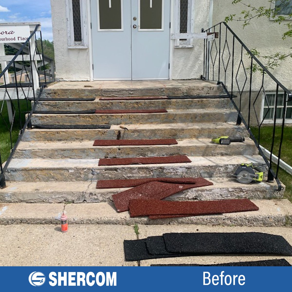 SHERCOMrubber's tweet photo. This is the year to make your outdoor patio, deck, garage &amp; driveway look stunning! Rubber paving is a low maintenance material that works perfectly with our harsh Canadian winters. 

https://t.co/SQies5fWu2

#Shercom #RecycledRubber #RubberSurfacing #RubberPaving https://t.co/fo8dhKIMCv