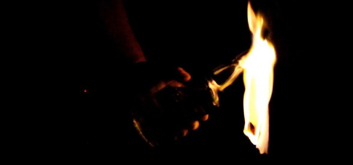 Levroz_'s tweet photo. @Firegirl_427 Happy birthday Firey 👊😊
Blow strongly on your molly 🌬️🔥 https://t.co/Rs8eJJUJYH