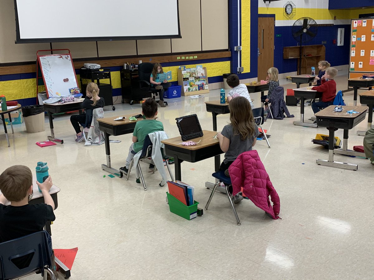 shallD47's tweet photo. One of my friends from last year read to us over snack time today! I love having friends come back and listen to how they’ve grown as readers :) great job! https://t.co/5yTzlJXgDC