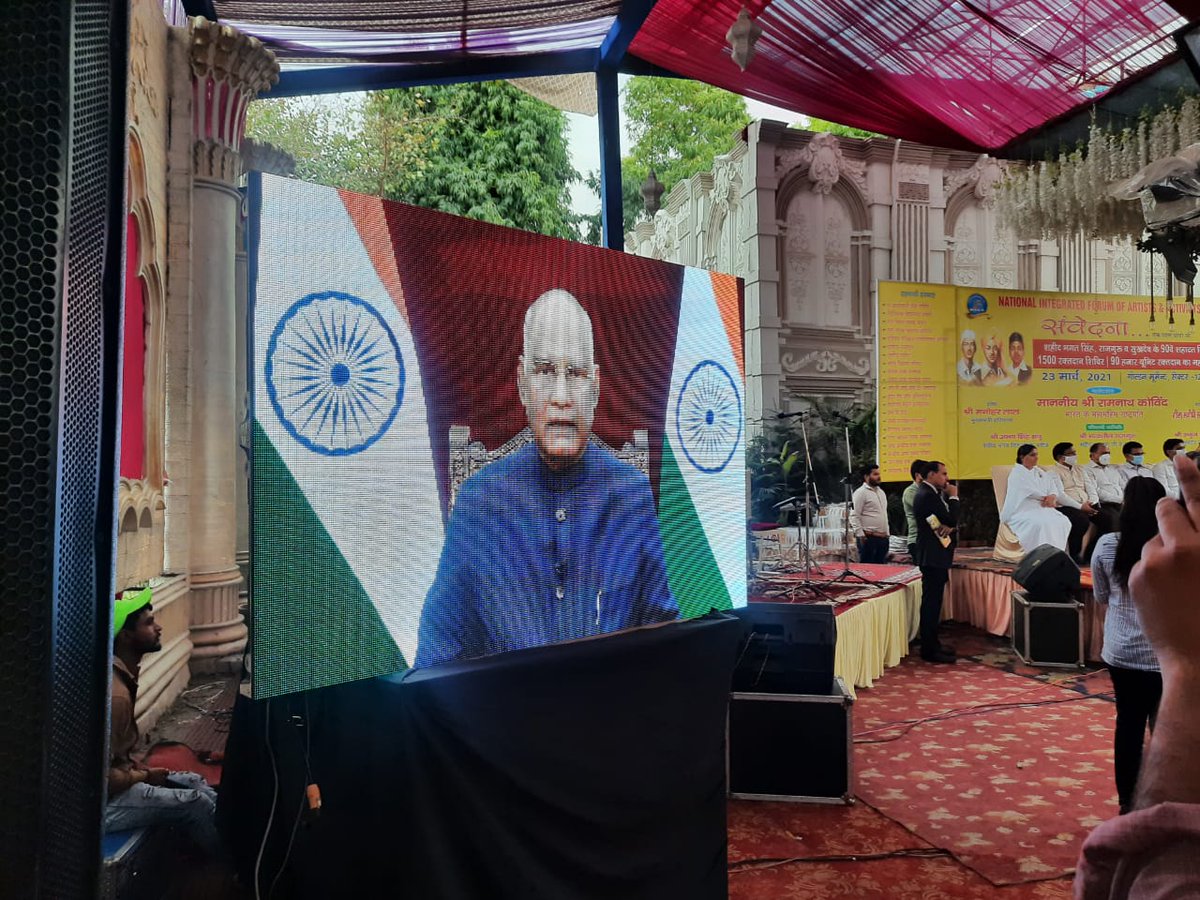 GabaParvesh's tweet photo. निफा के प्रयासों से देश में 1600 से ज्यादा रक्तदान शिविरों का आयोजन किया।इस महाभियान का आगाज वीडियो संदेश के माध्यम से राष्ट्रपति राम नाथ कोविंद जी ने किया प्रदेश के मुख्यमंत्री मनोहरलाल वीडियो कांफ्रेंस से जुड़े @mlkhattar @SonuSood @GovindAgarwal_ @ArchanaDalmia @pannunifaa https://t.co/UEyTIIcpVw