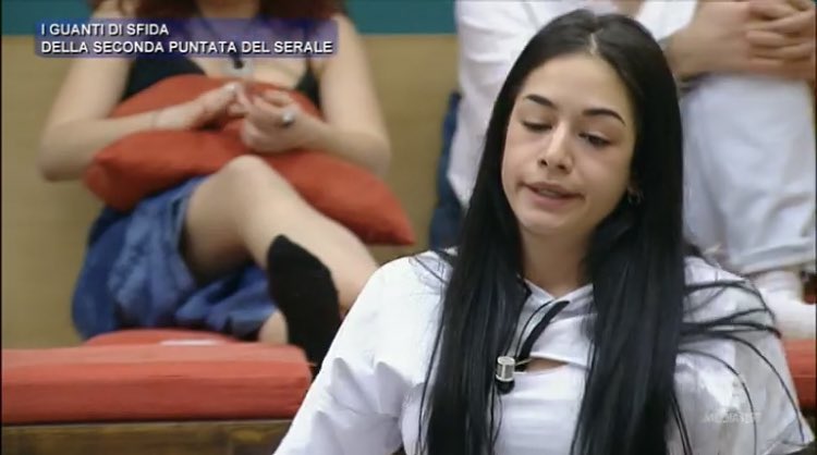 martjnaishere's tweet photo. LA MIA FACCIA QUANDO SENTO QUESTA CAFONA DI ROSA. OGGI HAI RAGGIUNTO L’OVER THE TOP. #Amici20 https://t.co/60Sj4VcMld