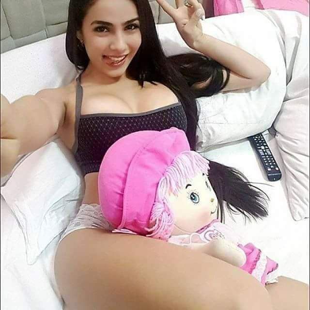 Yanımda olmak isteyenler RT VE TAKİP etsin yoruma hangi şehirde yaşadığını yazsın ❤️☺️❤️