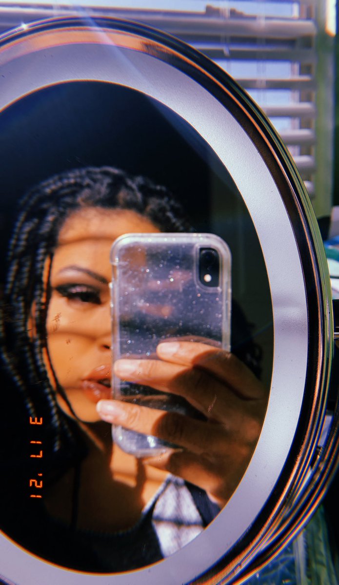 Nicoleolly_'s tweet photo. Yes I was feelin my self that day☄️💥🔥☀️🍊 https://t.co/4fKuKlWIgQ