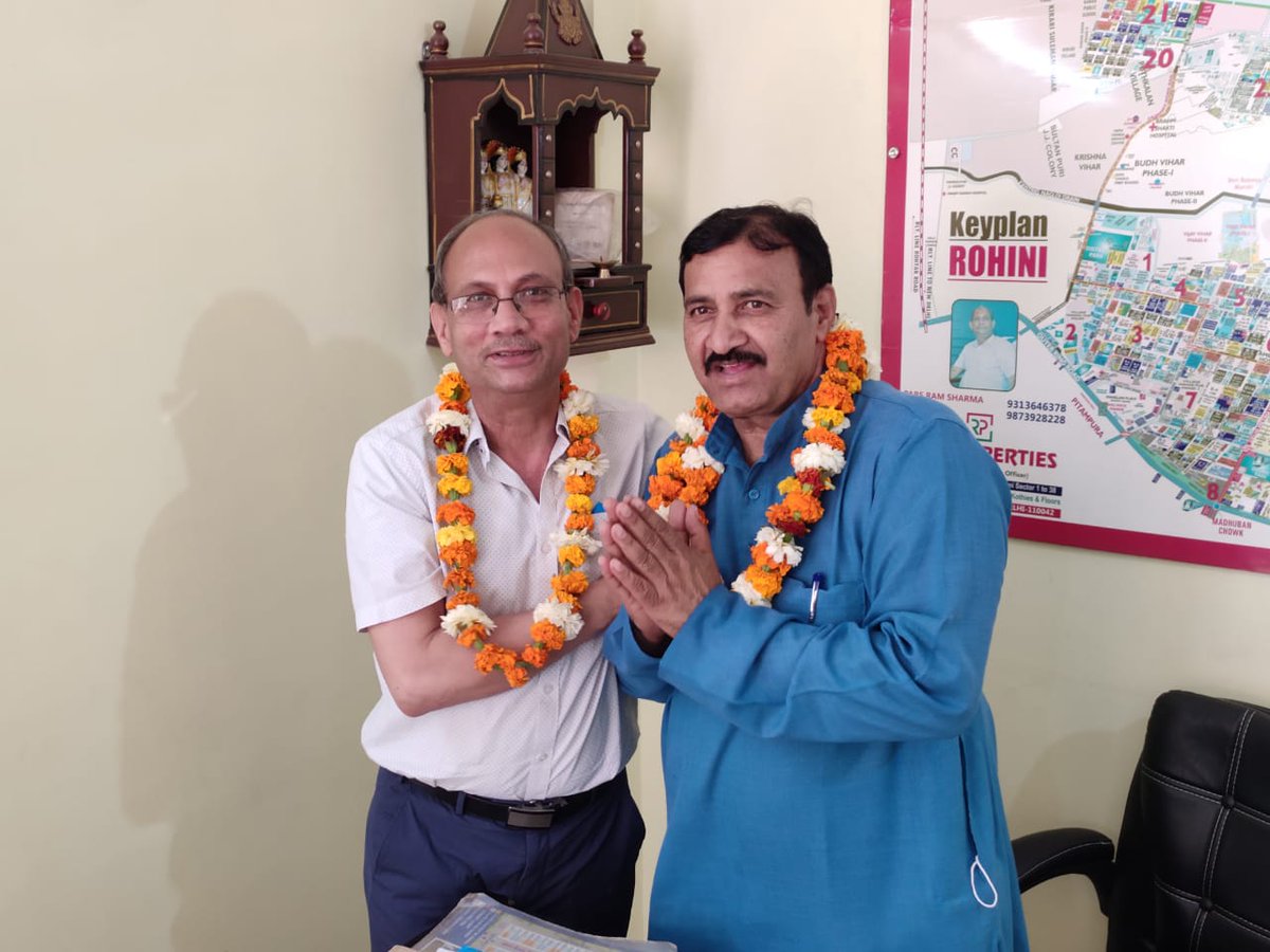 rwa_sec's tweet photo. नव निर्वाचित निगम पार्षद  व पूर्व विधायक श्री रामचन्द्र जी का आज स्वागत किया गया।
बैठक में सामाजिक मुद्दों पर चर्चा हुई,जिसमे फेडरेशन के अध्यक्ष श्री परसराम शर्मा जी, सँस्कृति RWA अध्यक्ष श्री गजेंद्र यादव जी, व फेडरेशन के महासचिव श्री अश्विनी पांडेय जी व अन्य मेहमान उपस्थित रहे। https://t.co/nSSlrtg1TE