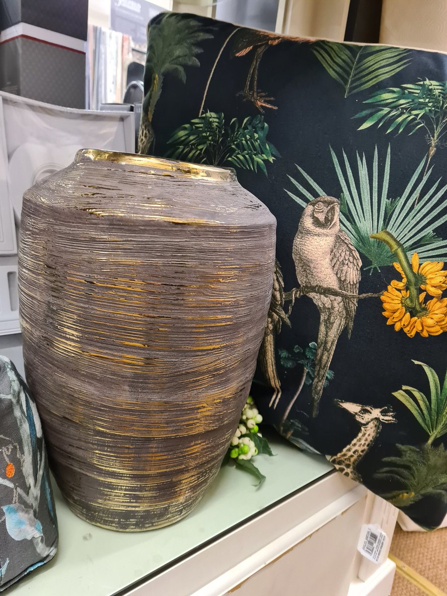 FUSION_HOME's tweet photo. A few more additions to the shop this week. DM for prices & details.
Free daily delivery service around West Cork.
#homedecor #homestyling #homeinteriors #decor #home #PopInLetsBegin #albanyfusionhome #albanyhomedecor #skibbereen #cork #westcork #ireland https://t.co/OVaxOXV6vo