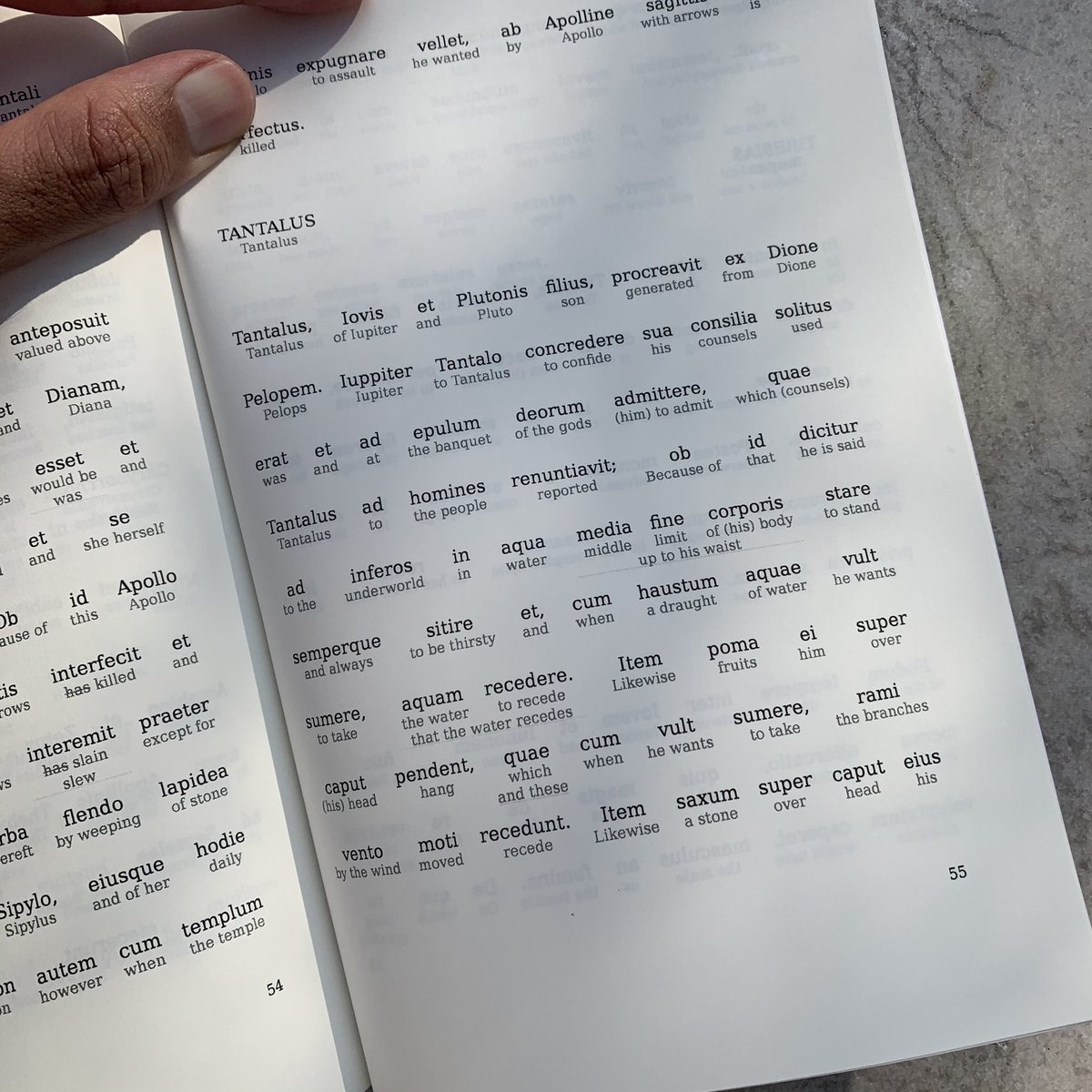 NeelBurton's tweet photo. This is pretty nifty #interlinear https://t.co/N9CfNEd2sE