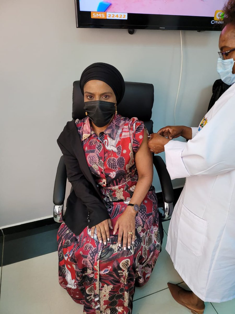 Ahalake's tweet photo. Today, I took the Covid-19 Vaccine.

I urge Kenyans to get the vaccine as a precautionary measure despite uncertainties about its efficacy because 3rd wave is lethal. #Observesocialdistance #Wearmask #Sanitize. https://t.co/ThJU7Mjpcn