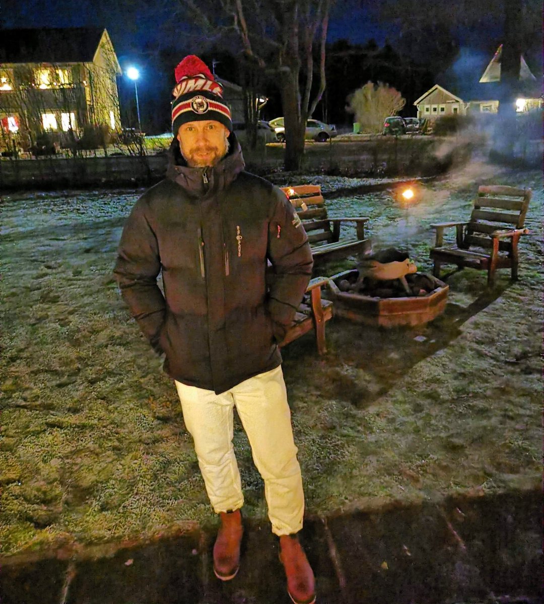 Förändringar i tränarstaben.
Förra kumlaspelaren Ola Östergren kliver in i båset istället för huvudtränaren Erik Planeby dom sista matcherna. 
”Vi behövde ny energi och en ny röst och tror på den här lösningen för att fixa kontraktet”, är sportgruppens Patrik Mobergs kommentar.