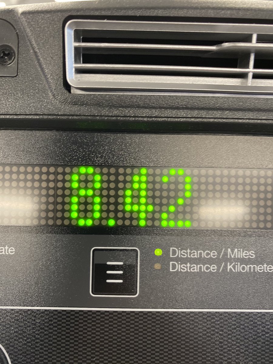 themainemartin's tweet image. Jumping in. How’s the water? #SeahawkHRChallenge #BeatState