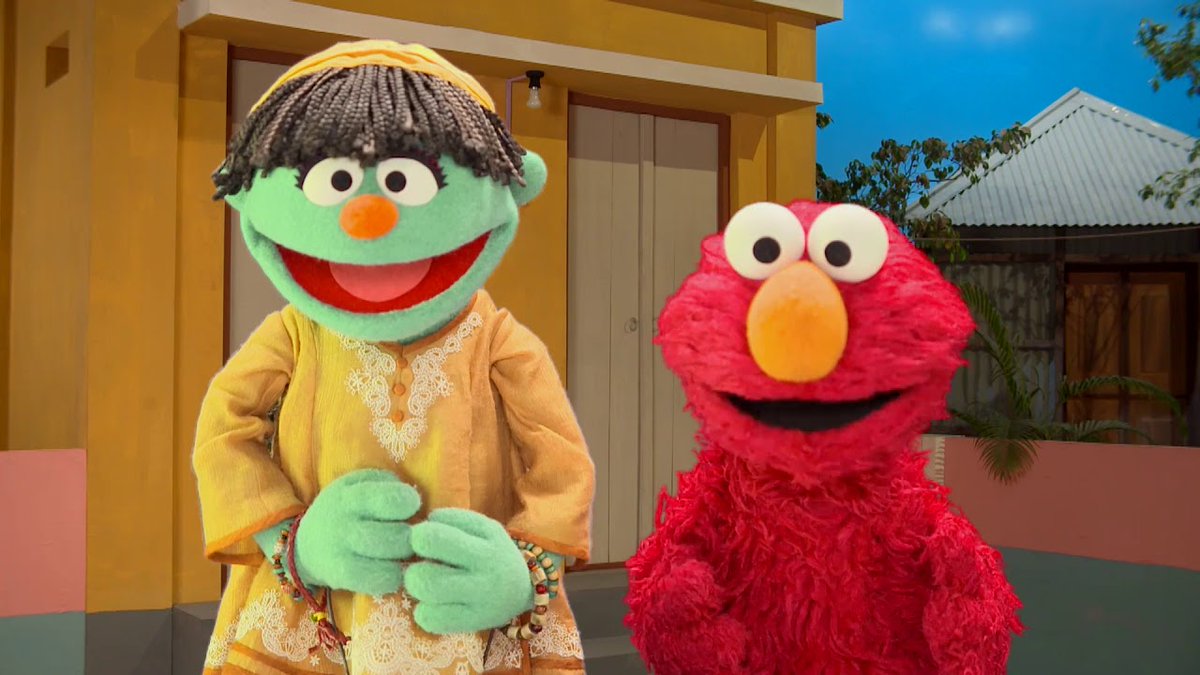 GlobalWater2020's tweet photo. Thank you, Global Health Ambassador Raya and her colleague Elmo, friends of the #WASH caucus, for the important reminders to wear your shoes when you go to the toilet and to wash your hands @sesamestreet @sesameworkshop #WorldWaterDay #CleanWaterBetterWorld https://t.co/ZhOMdqUCcr