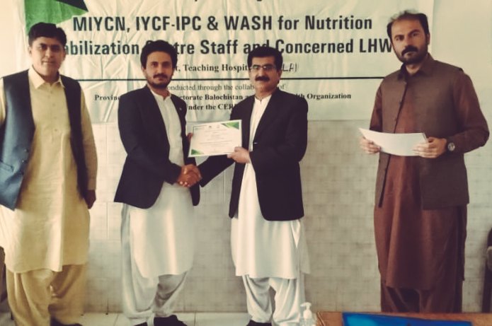 qasim38162271's tweet photo. #malnutritionbalochistan
DHO shabir mengal
Coordinator NAQEEB nasar
#5daystraining https://t.co/RNyixkoIDr