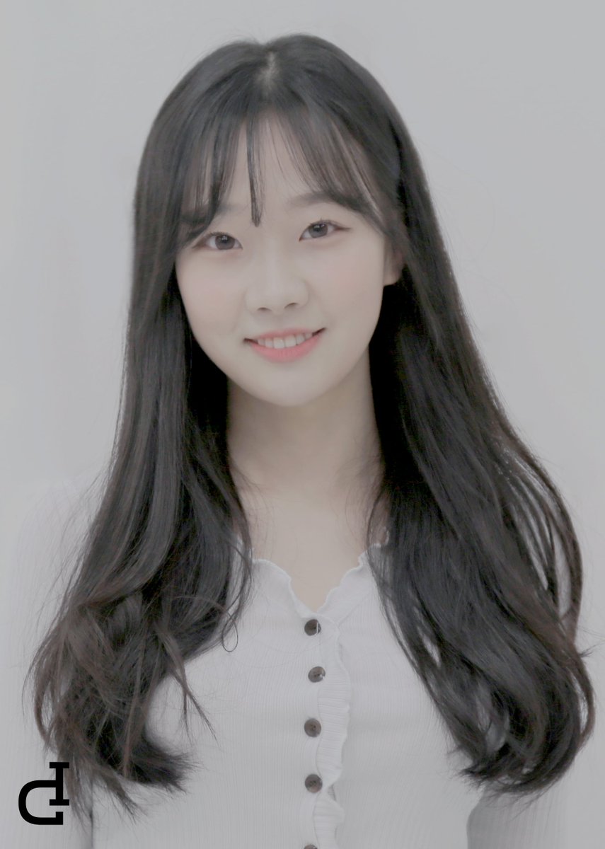 KpopGirlzBands1's tweet photo. Fotos de perfiles del nuevo grupo #IG (Inside Glory)
#Yesol #Yusom #Sera https://t.co/cNqHeDh4nq