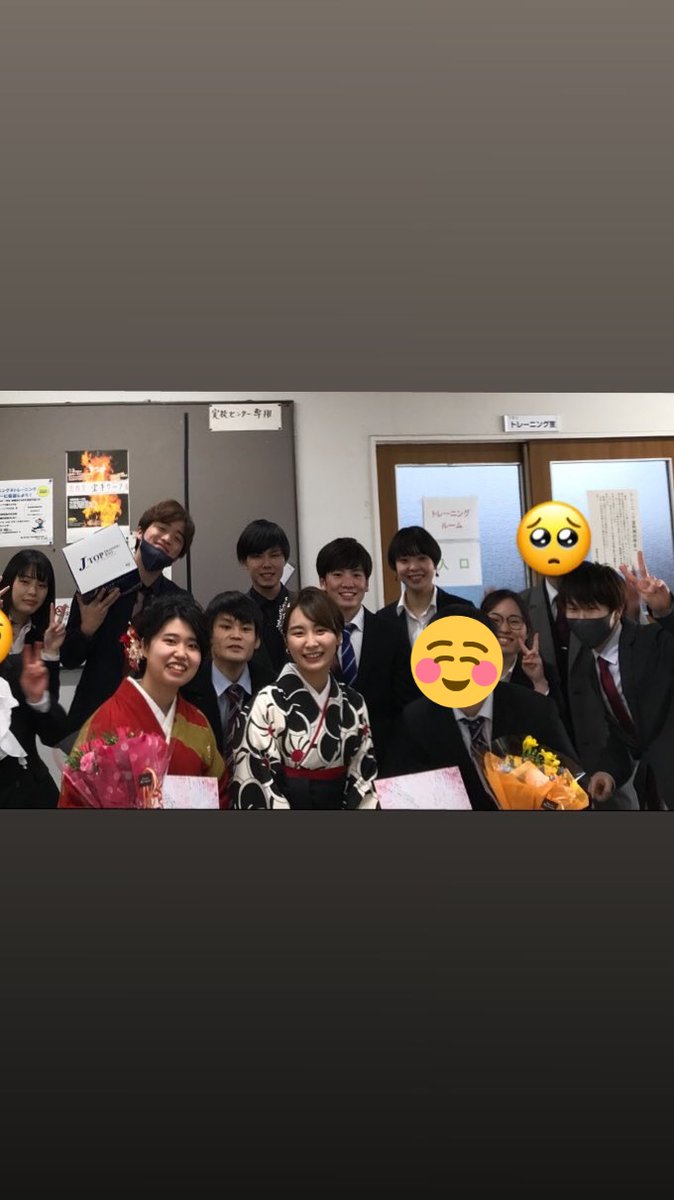 HUTEtabletennis's tweet photo. 4回生の皆様御卒業おめでとうございます㊗️ 先輩方のこれからの御活躍を卓球部一同、お��り申し上げます。 https://t.co/lnUiXAr48B