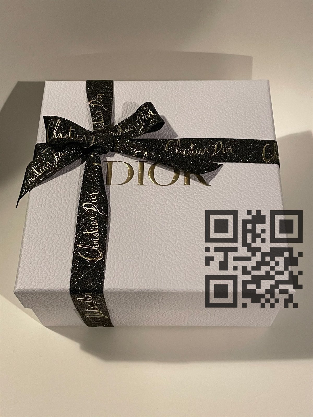 Dior sauvage outlet gift wrapped