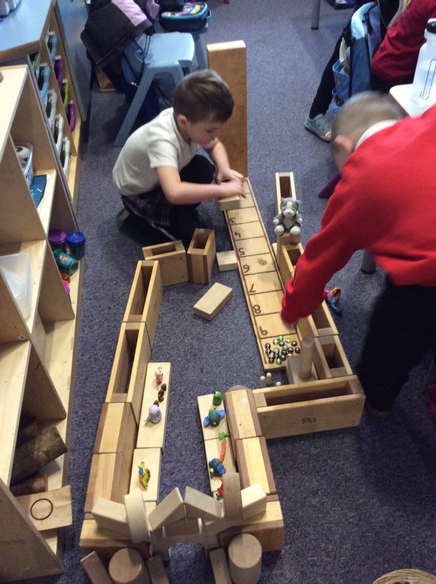 BarrhillPrimary's tweet photo. Today during free play, we had children making a volcano, constructing a Pizza Shop for our monsters, making and writing cards for their family while others explored the story of Bonnie Prince Charlie @SACPlayistheway https://t.co/KkPMNngZMc