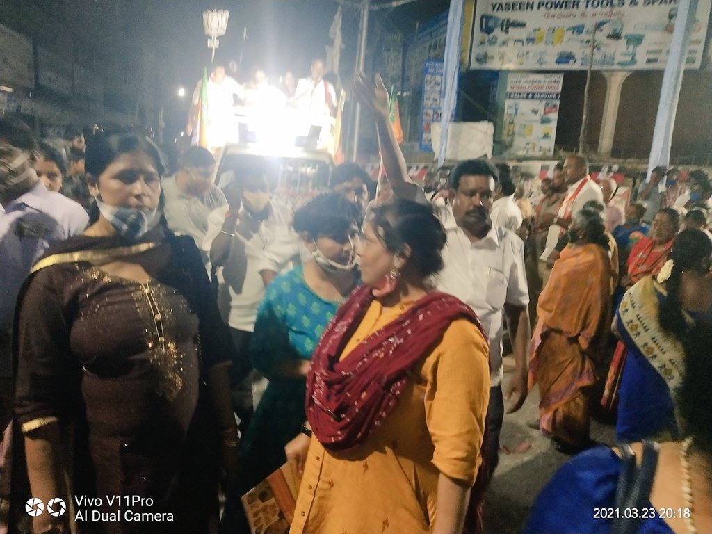 Vanathi Akka........
Jitegi Pakka..........

<a href="/VanathiBJP/">Vanathi Srinivasan</a> <a href="/BJPMahilaMorcha/">BJP Mahila Morcha</a> <a href="/BJP4India/">BJP</a> <a href="/BJP4TamilNadu/">BJP Tamilnadu</a>