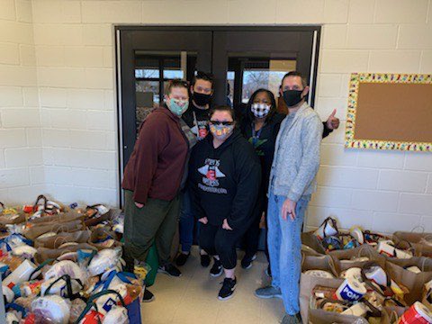 LewisvilleES's tweet photo. Thank you Mindy Arendt, Kim Cloud, and Cloud 9 ministries for providing food and water for our Lewisville families in their time of need. Also, a big thank you to Sue Bowman for providing water as well! #PonyStrong #backinthesaddle https://t.co/2YmWjegB0v