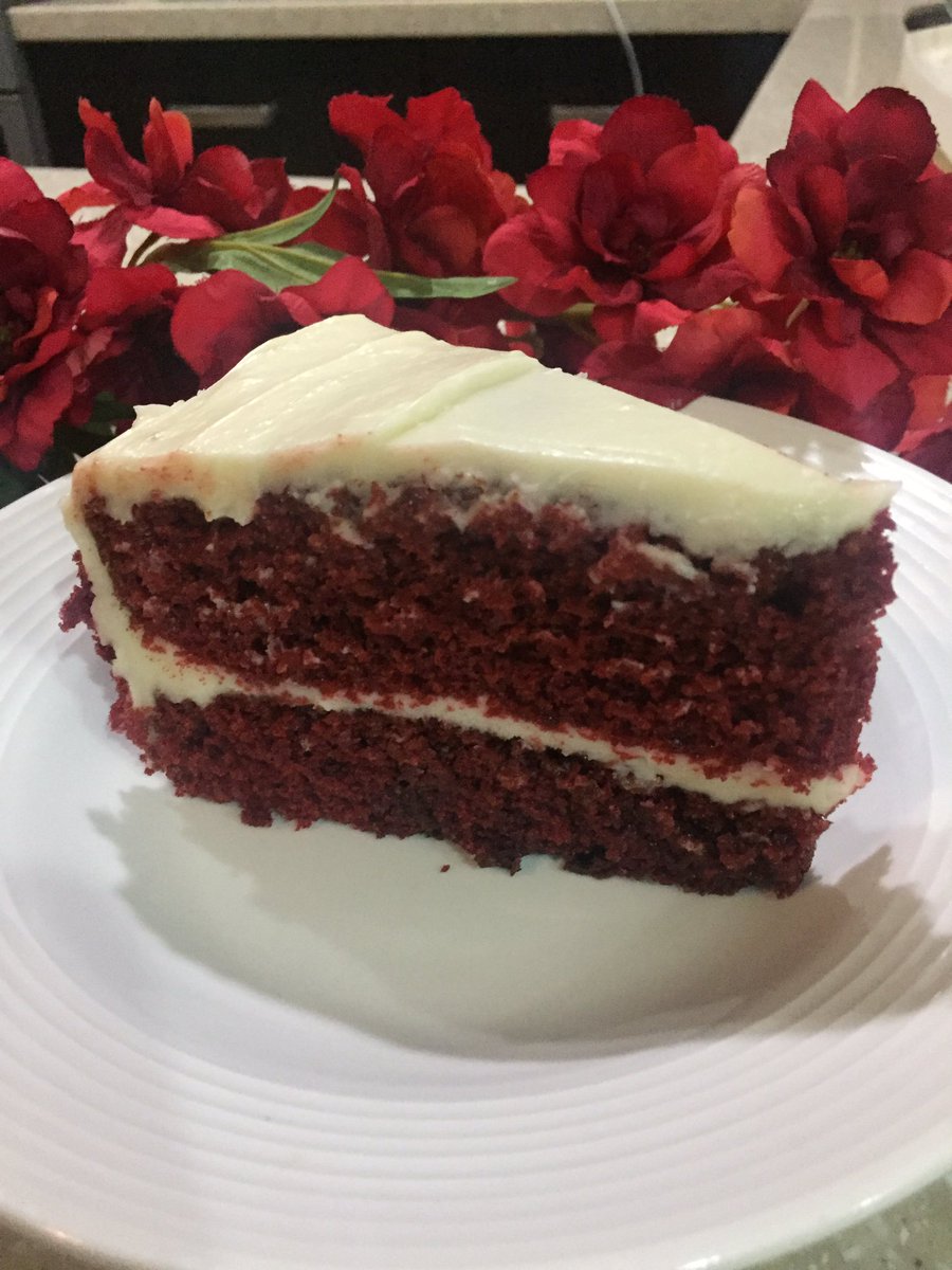 CasaMexicoMEX's tweet photo. #pastelredvelvet #redvelvetcake #terciopelorojo #nuevopastel #nuevosabor #pastelcasero #cafeteriascdmx #pasteltime #caketime #casamexico #lacasadelatradicionmexicana https://t.co/5mlQo4RlPo